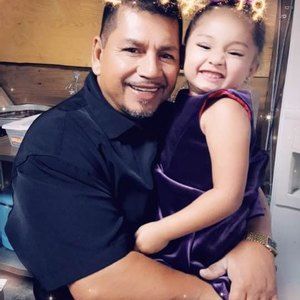 Meet your Posher, Javier